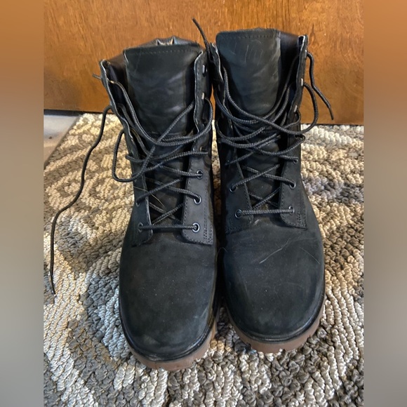 Black Timberland boots, size 6.5 - Picture 4 of 4